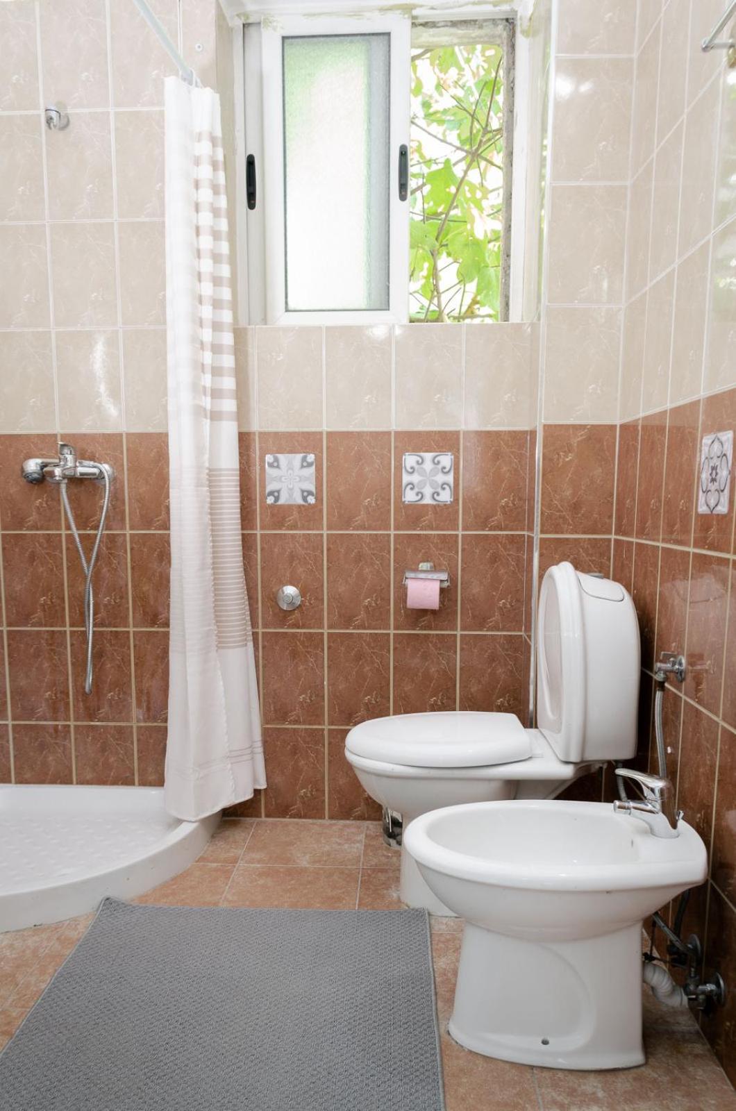 Central Tirana Apartment * Tiranë